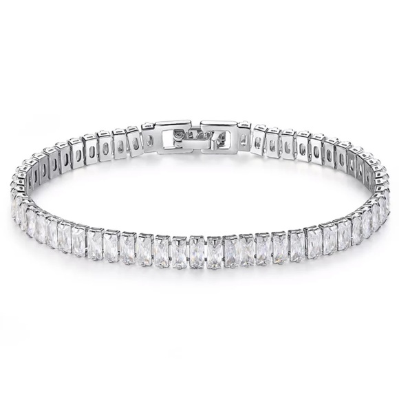 NEW 925 STERLING SILVER PRINCESS CUT DIAMOND BRACELET - Picture 7 of 7